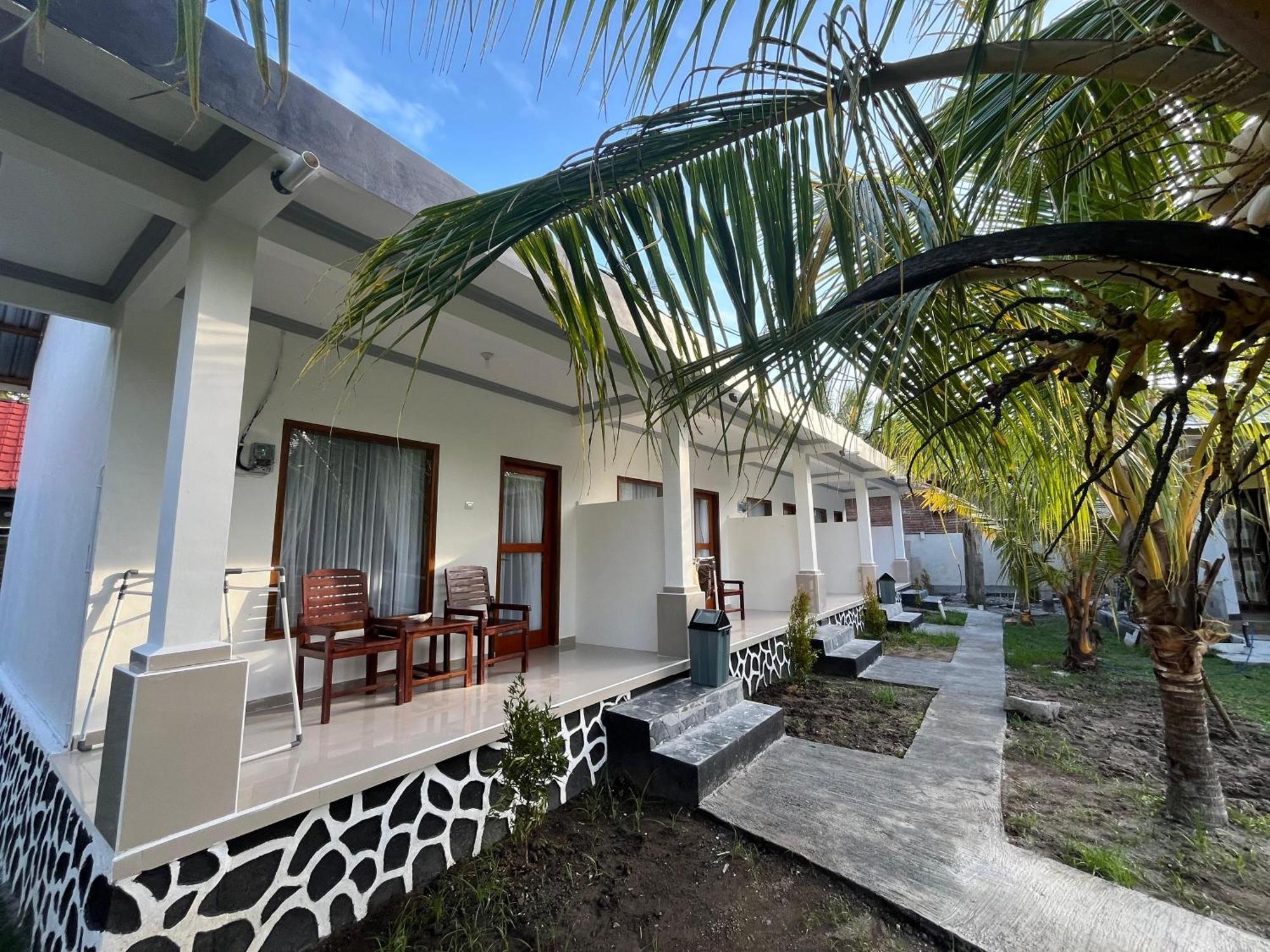 Kuta Lodge Homestay Dış mekan fotoğraf