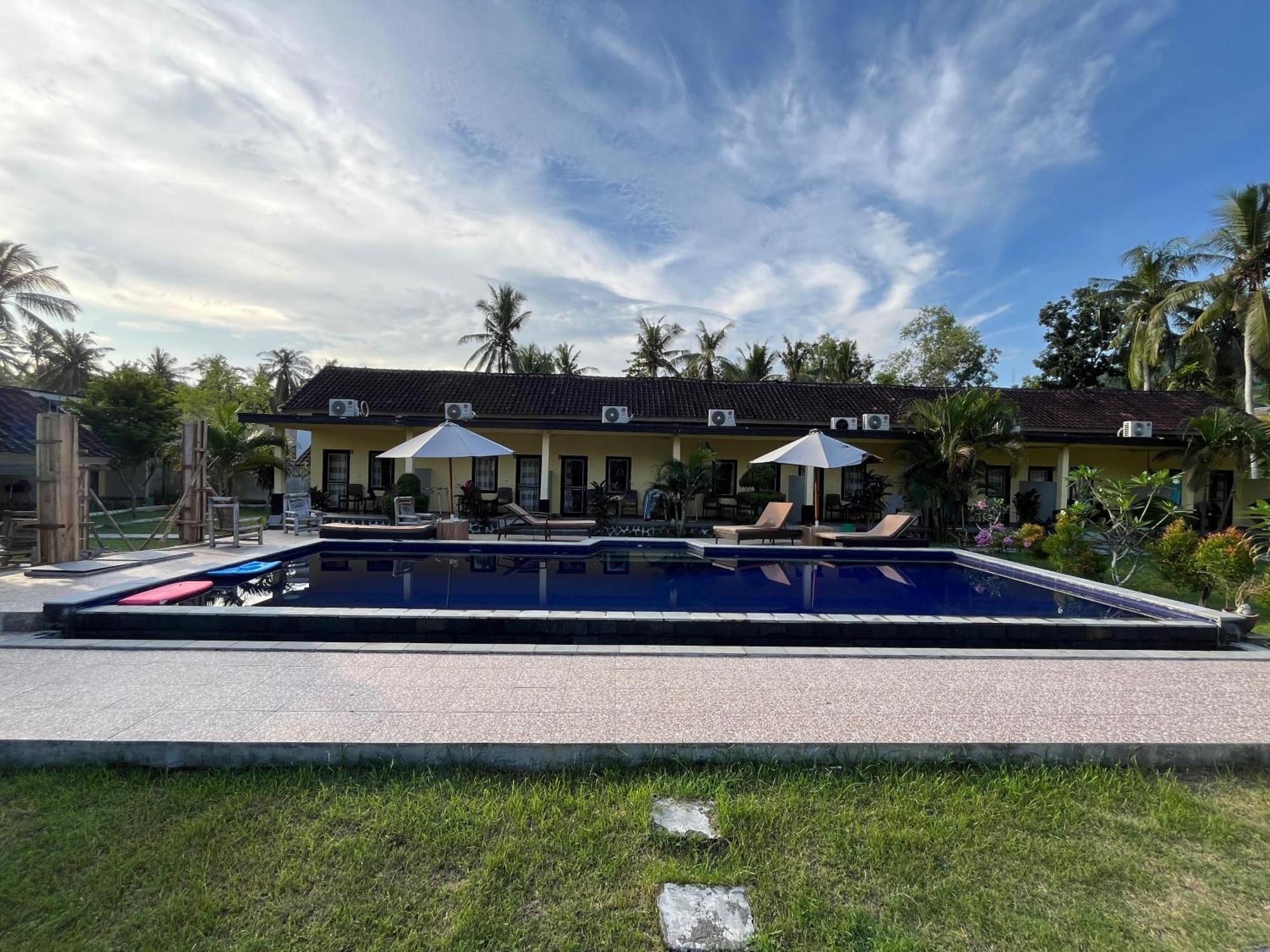 Kuta Lodge Homestay Dış mekan fotoğraf