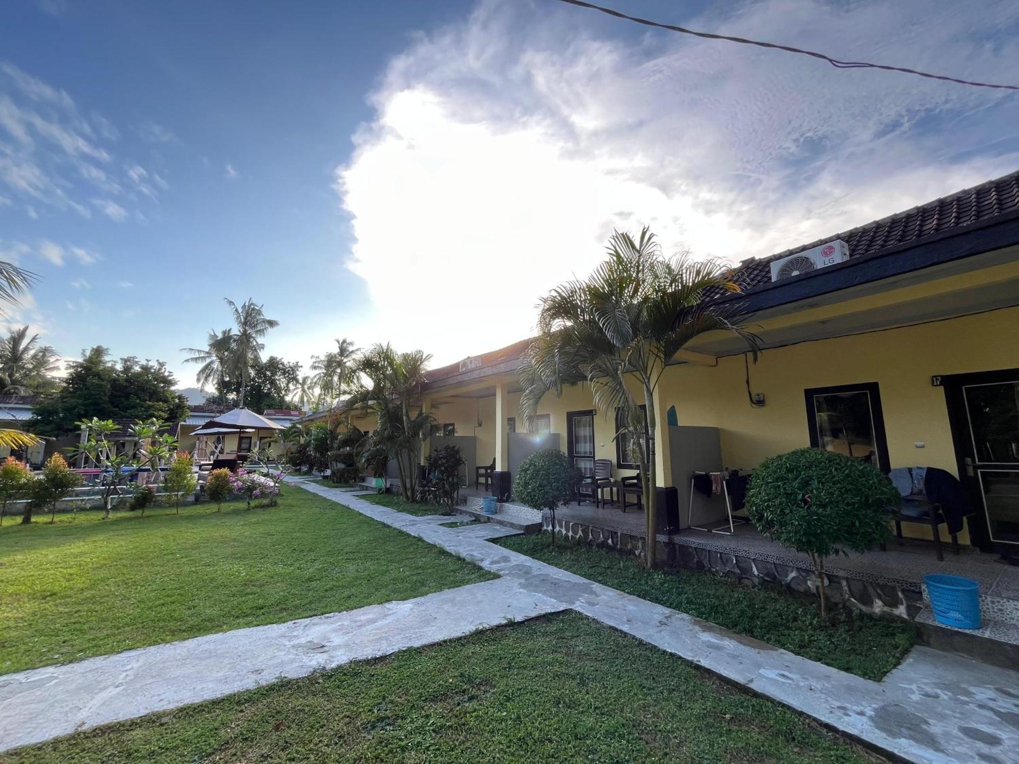 Kuta Lodge Homestay Dış mekan fotoğraf